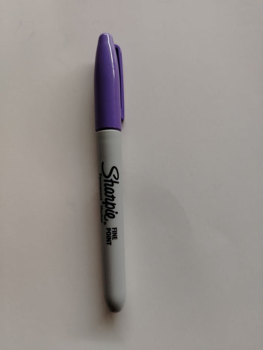 MARCADOR PERMANENTE SHARPIE MORADO DESECHABLE PTA FINA