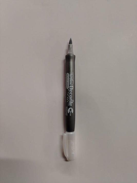 MARCADOR ARTLINE DECORITE PLATEADO PTA PINCEL