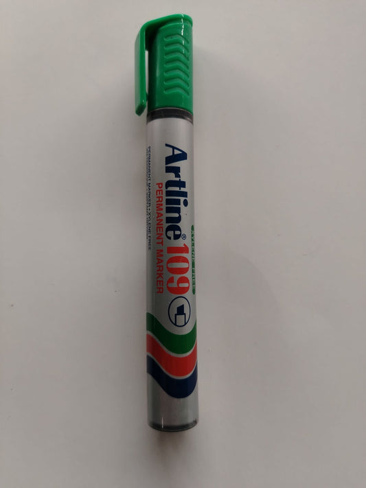 MARCADOR PERMANENTE ARTLINE 109 VERDE DESECHABLE PTA BISELADA
